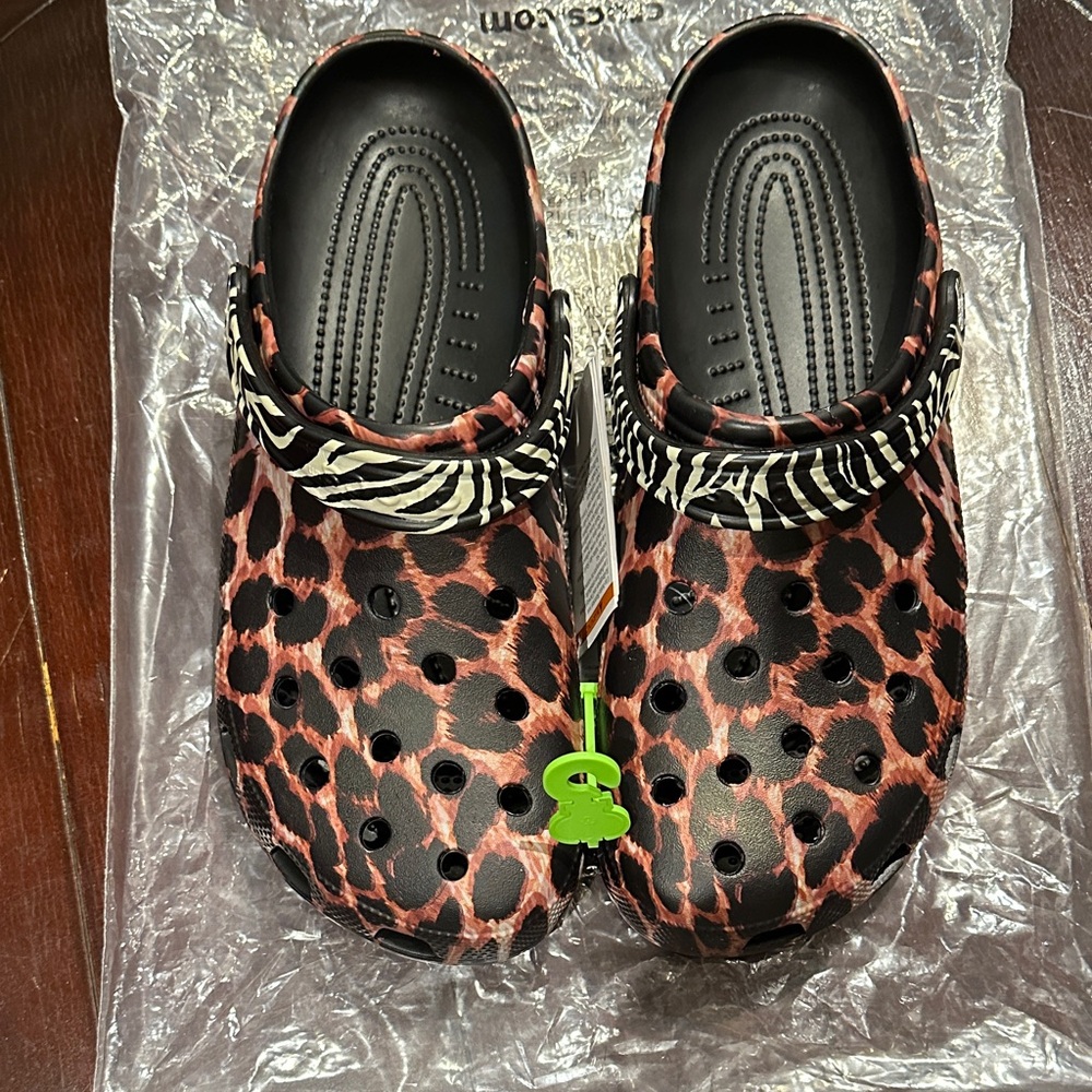 Men’s Animal Print Slip-On Crocs-13